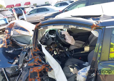 2019 Honda Civic Ex z USA, uszkodzony, nr VIN JHMFC1F36KX012090